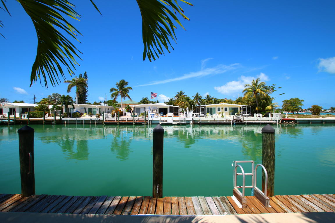 471 3rd St, Key Colony, FL 33051 photo 6