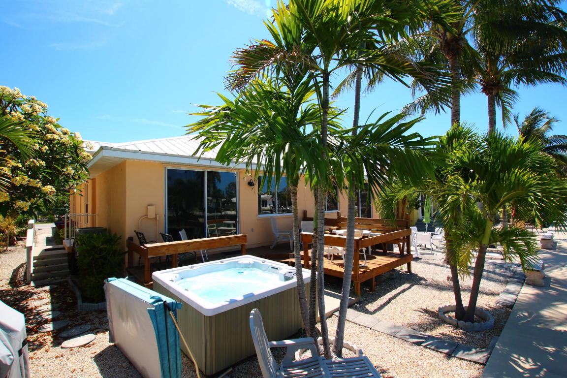 471 3rd St, Key Colony, FL 33051 photo 8
