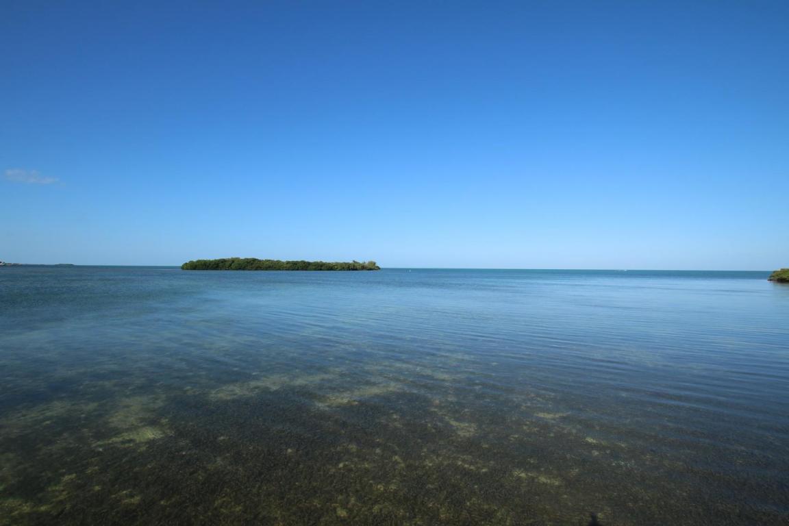 105 Sunset Dr, Marathon, FL 33050 photo 12
