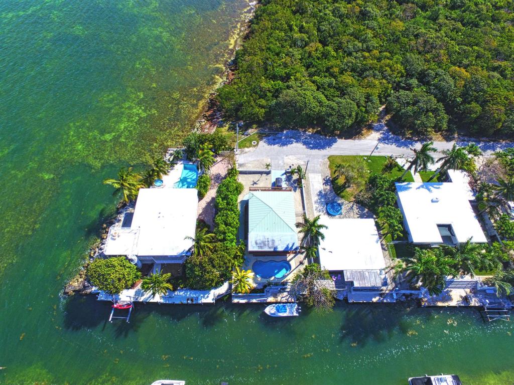 2945 Grouper Dr, Marathon, FL 33050 photo 61