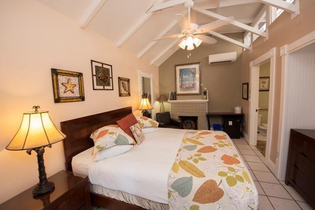 223 Eanes Ln, Key West, FL 33040 photo 4