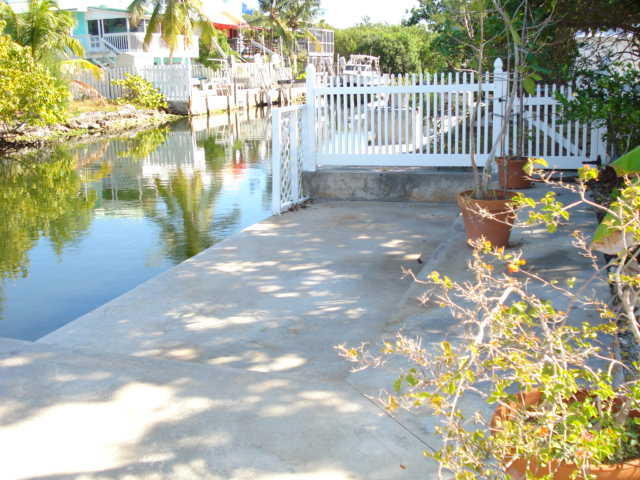 29011 Iris Dr, Big Pine Key, FL 33043 photo 9