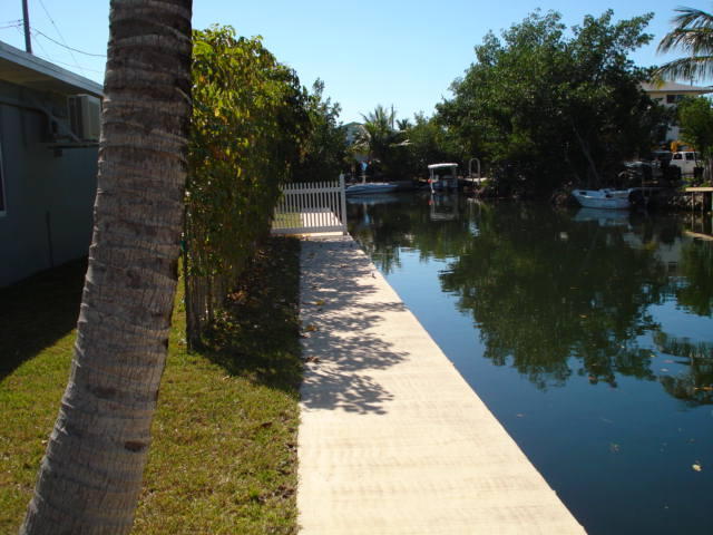 29011 Iris Dr, Big Pine Key, FL 33043 photo 10
