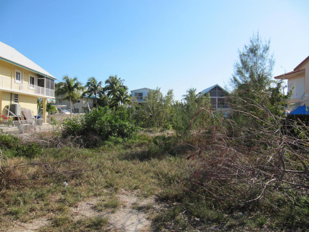 113 4th Ln, Key Largo, FL 33037 photo 1