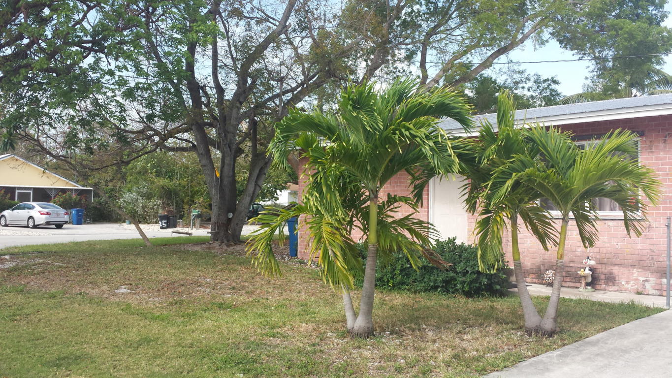 24 Snapper Ave, Key Largo, FL 33037 photo 2