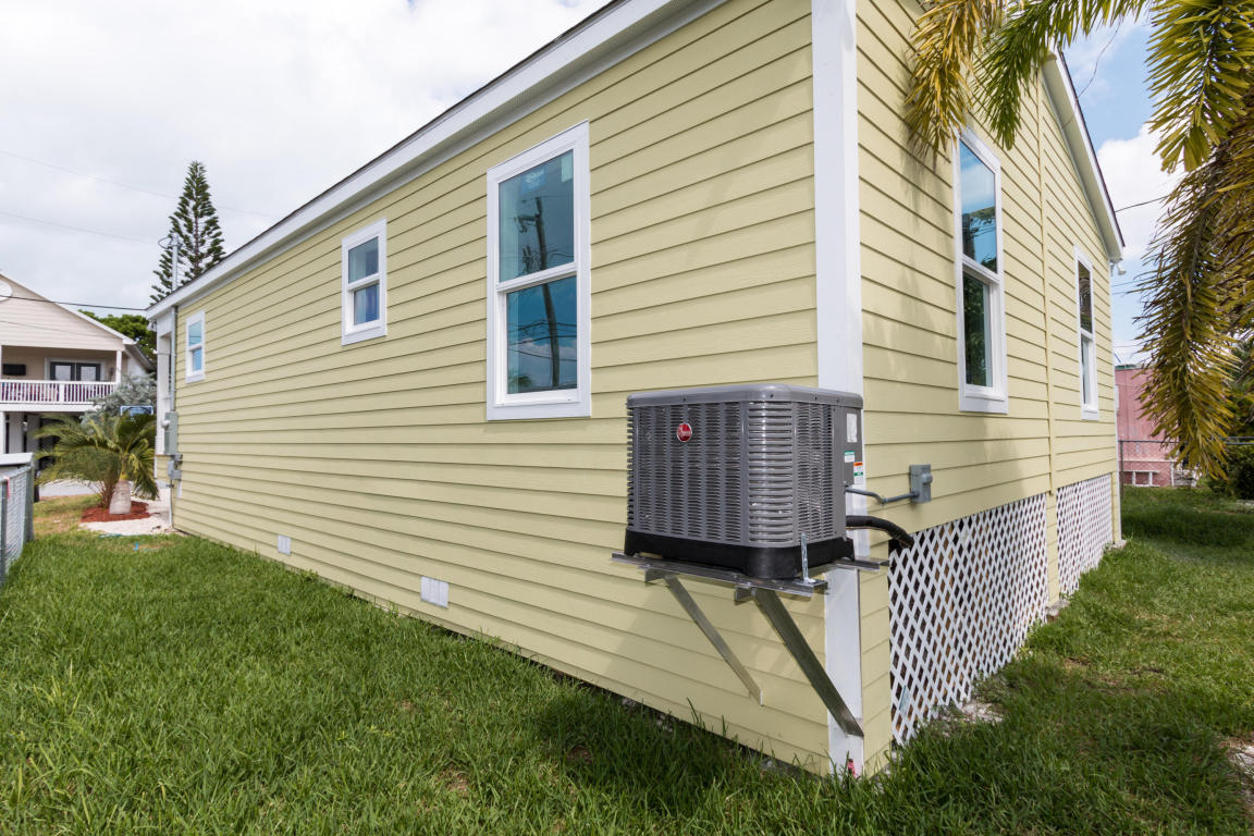 1052 James, Marathon, FL 33050 photo 5
