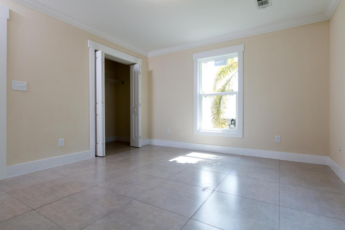1052 James, Marathon, FL 33050 photo 10
