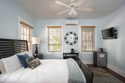 1016 Fleming St, Key West, FL 33040 photo 19