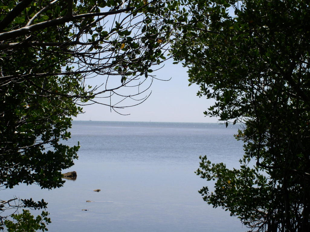 8 E 2nd St, Key Largo, FL 33037 photo 1
