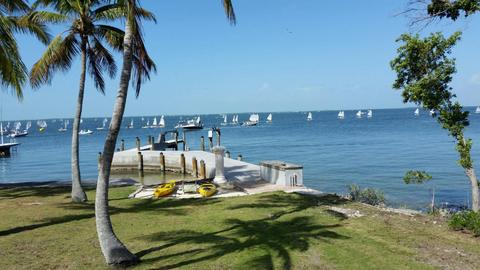 110 E Shore Dr, Key Largo, FL 33037 photo 3