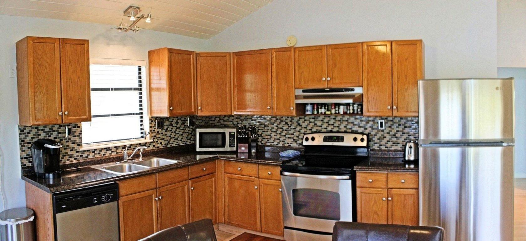 29042 Geranium Dr, Big Pine Key, FL 33043 photo 6
