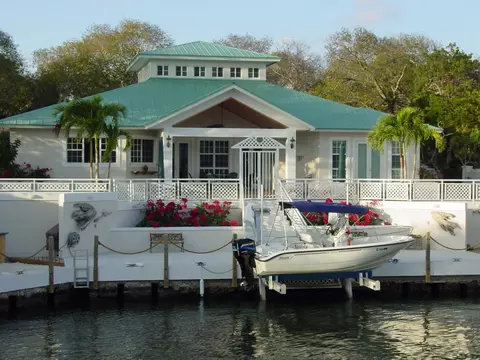 446 Barracuda Blvd, Key Largo, FL 33037 photo 1