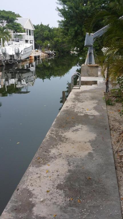 3816 Donna Rd, Big Pine Key, FL 33043 photo 2