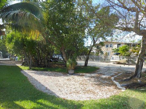 893 Ellen Dr, Key Largo, FL 33037 photo 11