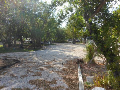 893 Ellen Dr, Key Largo, FL 33037 photo 12