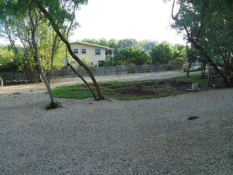 893 Ellen Dr, Key Largo, FL 33037 photo 1