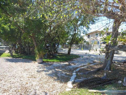893 Ellen Dr, Key Largo, FL 33037 photo 6