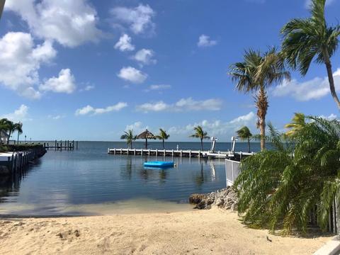 31 Bay Rd, Key Largo, FL 33037 photo 2