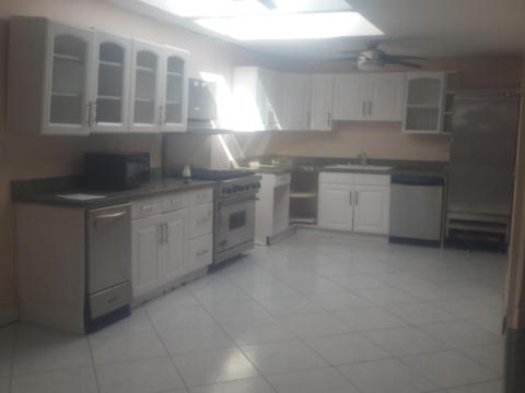 905 Trinity Dr, Key West, FL 33040 photo 3