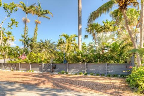 1509 17th St, Key West, FL 33040 photo 2