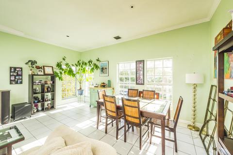 815 Eisenhower Dr, Key West, FL 33040 photo 8