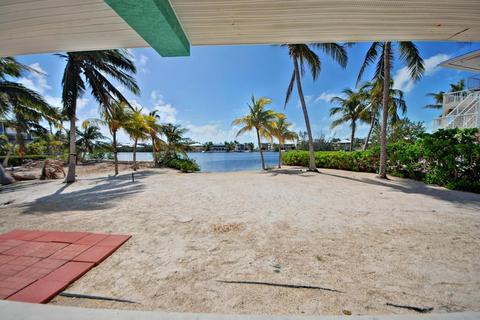 50 Mutiny Pl, Key Largo, FL 33037 photo 2