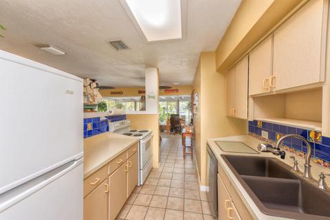 2408 Yellowtail Dr, Marathon, FL 33050 photo 8