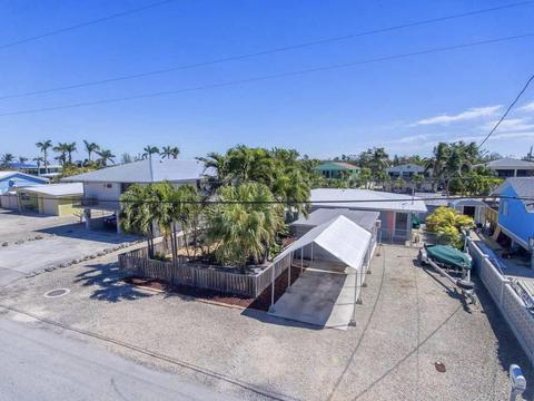 2408 Yellowtail Dr, Marathon, FL 33050 photo 5