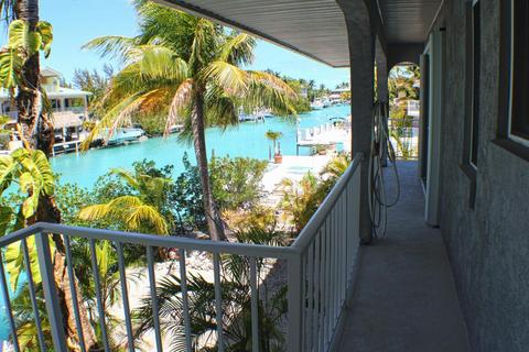 320 E Seaview Dr, Duck Key, FL 33050 photo 38