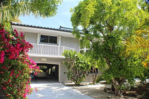 320 E Seaview Dr, Duck Key, FL 33050 photo 4