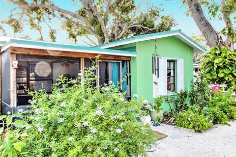 4 Dolphin Rd, Key Largo, FL 33037 photo 1