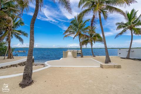 72 Bonefish Ave, Key Largo, FL 33037 photo 1