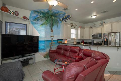 1908 Staples Ave, Key West, FL 33040 photo 2