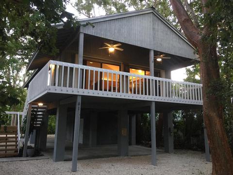 41 Dolphin Rd, Key Largo, FL 33037 photo 1