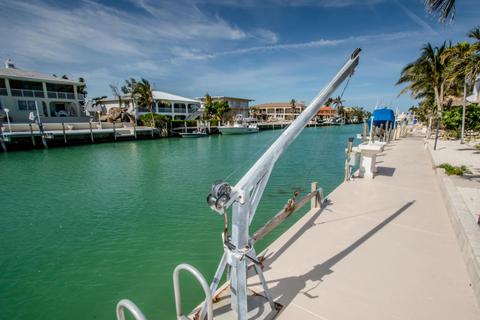 360 E Seaview Dr, Duck Key, FL 33050 photo 8