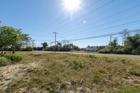 301 County Rd, Big Pine, FL 33043 photo 4