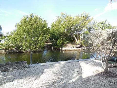 1620 Lambert Dr, Big Pine Key, FL 33043 photo 6