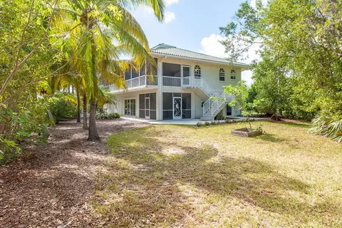 1620 Lambert Dr, Big Pine Key, FL 33043 photo 4