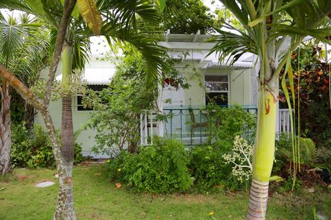 56 Buttonwood Dr, Key Largo, FL 33037 photo 1