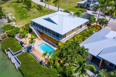 345 13th St #KEY colony, Key Colony Beach, FL 33051 photo 2