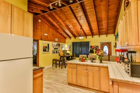 8010 Shark Dr, Marathon, FL 33050 photo 5