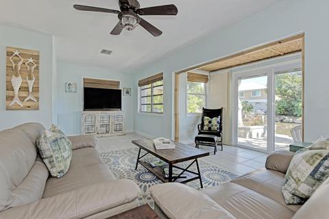 449 Pine Ln, Big Pine Key, FL 33043 photo 14