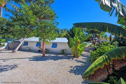 449 Pine Ln, Big Pine Key, FL 33043 photo 2