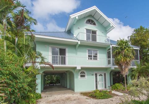 66 Bonefish Ave, Key Largo, FL 33037 photo 1