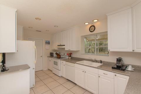 66 Bonefish Ave, Key Largo, FL 33037 photo 11