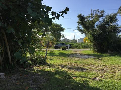 31063 E Ave, Big Pine, FL 33043 photo 5