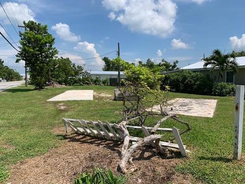 30421 Palm Dr, Big Pine Key, FL 33043 photo 3