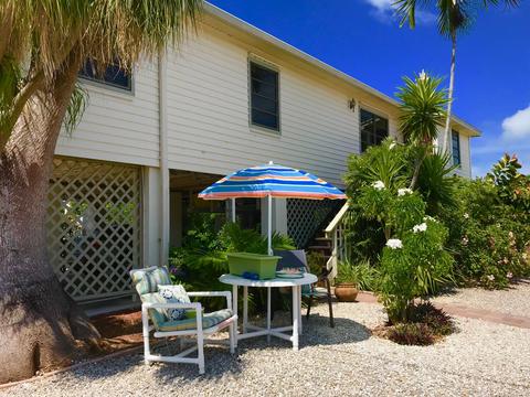 1112 Copa D Oro, Marathon, FL 33050 photo 2