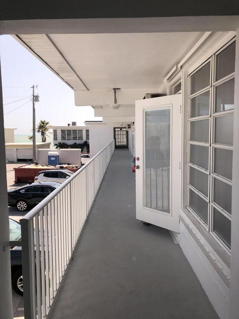 581 E Ocean Dr #18, Key Colony Beach, FL 33051 photo 4