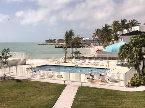 581 E Ocean Dr #18, Key Colony Beach, FL 33051 photo 5